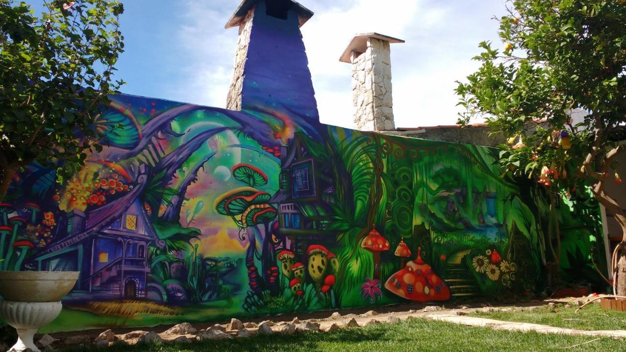 Natural Mystic Hostel Costa da Caparica Bagian luar foto